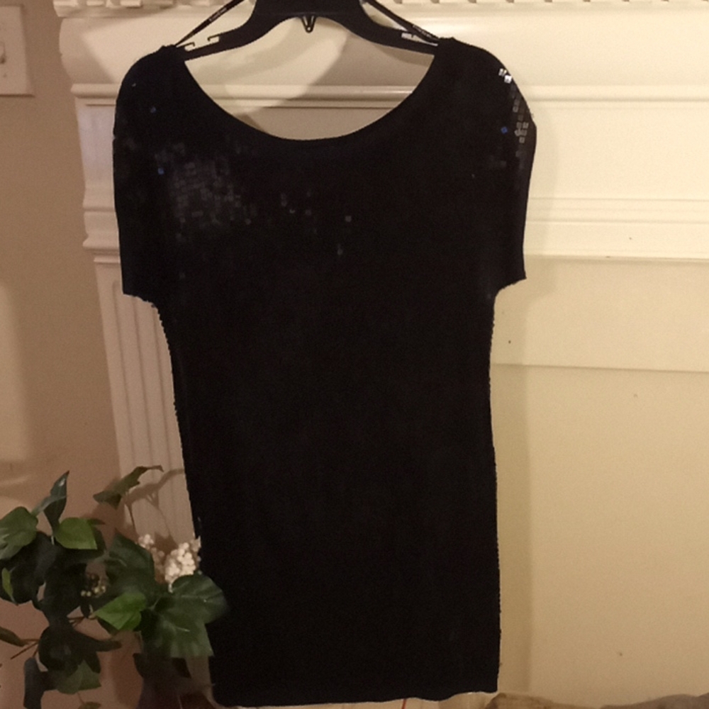 BeBe Black Sequin | Shirt Sleeve | Size Medium